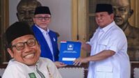 Foto Kolase : Ketum PKB Cak Imin, Ketum PAN Zulkifli Hasan dan Ketum Gerindra Prabowo Subianto Foto Kolase : Ketum PKB Cak Imin, Ketum PAN Zulkifli Hasan dan Ketum Gerindra Prabowo Subianto