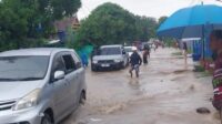 Banjir di jalan poros Jeneponto