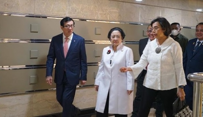 Sri Mulyani Temui Megawati