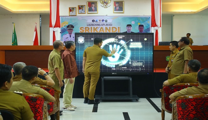 Sekda Takalar Wakili Bupati Launching Program Aplikasi Srikandi