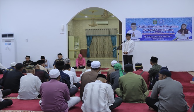 Pj Bupati Takalar Buka Puasa Bersama dengan Pengurus DMI