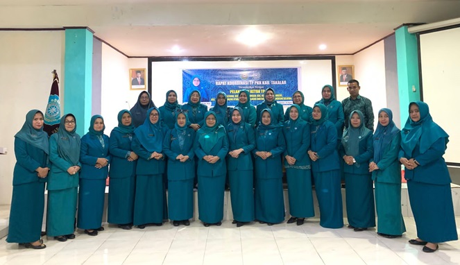 Pj. Ketua TP PKK Takalar Lantik 6 Ketua Kecamatan