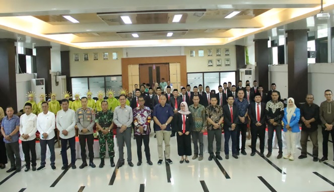 30 Panwaslu Dilantik, Pj Bupati Takalar Harap Pemilu Berjalan Sukses 30 Panwaslu Dilantik, Pj Bupati Takalar Harap Pemilu Berjalan Sukses