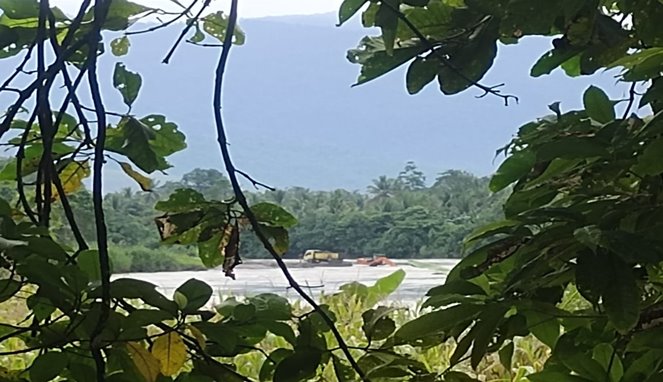 Polres Lutim Tak ‘Berdaya’ Dalam Pemberantasan Tambang Liar di Sungai Kalaena Polres Lutim Tak ‘Berdaya’ Dalam Pemberantasan Tambang Liar di Sungai Kalaena