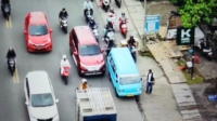 Teror Preman di Makassar: Sopir Dipaksa Bayar, Polisi Tutup Mata?