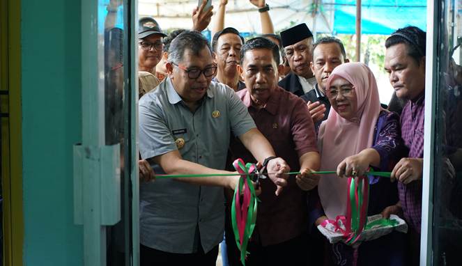 Bupati Takalar Resmikan Koperasi Produsen Syariah Al-Muaawanah dan Warkop Lorong UMKM