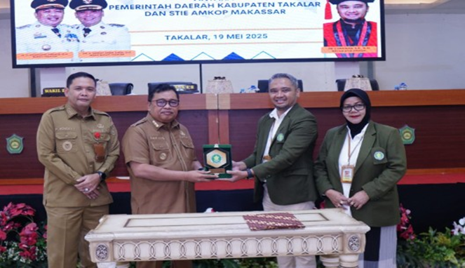 Pemkab Takalar Jalin MoU dengan STIE Amkop Makassar untuk Tingkatkan SDM dan Kembangkan Desa