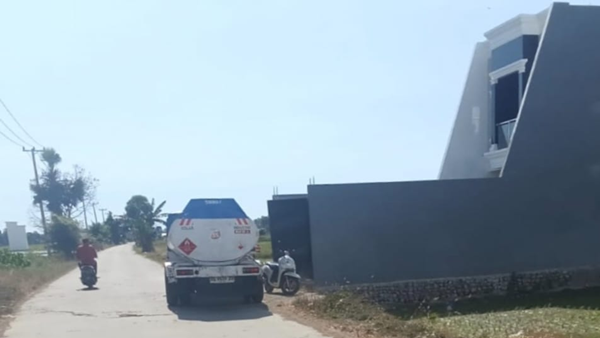 Terbongkar! Rumah Mewah di Takalar Jadi 'Sarang' Penimbunan Solar Subsidi