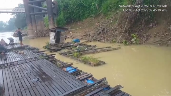 PETI Menggila di Sekadau, Sungai Jadi Racun, Aparat 'Tutup' Mata