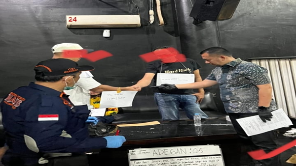 Cafe Duku Indah Digerebek, 35 Orang Positif Narkoba Terciduk Polisi