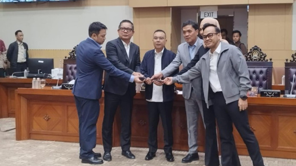 Komisi III DPR RI resmi memiliki susunan baru Kursi Panas Bergeser, Rusdi Masse Gantikan Ahmad Sahroni di Komisi III DPR