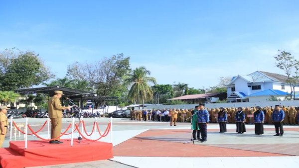 Wabup Hengky Yasin Pimpin Upacara Hari Olahraga Nasional ke-42 di Takalar: “Olahraga Satukan Kita”