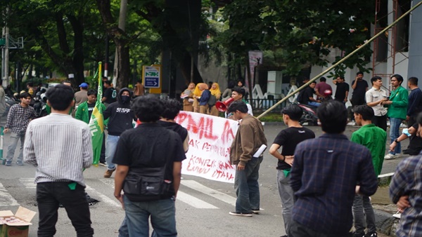 Diduga Manipulasi Hibah 500 Hektare, Pemprov Sulsel Dituding Rampas Tanah Adat Rampoang