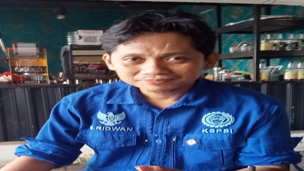 Ridwan Ketua KSPSI Maros Diduga Langgar Perda, Yayasan MBG di Maros Terancam Dilaporkan ke APH