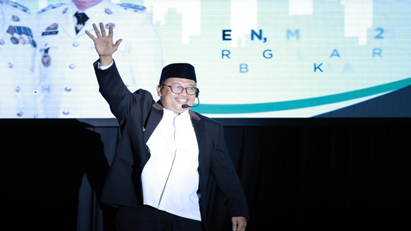 Satu Tahun Daeng Manye-Hengky Yasin Mengguncang Takalar! Dari Ekonomi Lesu ke Ambisi Jadi Raja Digital