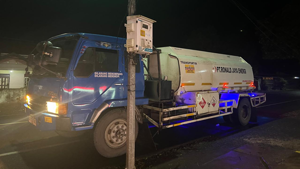 Solar untuk Petani Diduga Dialihkan, Mobil Tangki Melintas Bebas dari Bulukumba ke Makassar