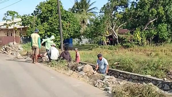 Proyek Drainase Tanpa Papan Informasi Diduga Proyek Siluman
