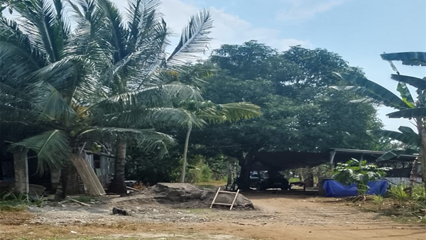 Tampak sebuah Gudang di Dusun Parangcarammeng Jejak Dugaan Mafia Solar Subsidi Mengarah ke Gudang di Parangcarammeng Gowa