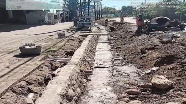 Proyek Jalan drainase di Jalan Poros Pammanjengan Moncong Loe Proyek Jalan-Drainase Rp 239,7 Miliar Disorot, Dugaan Penyimpangan di Moncongloe Mencuat