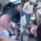 Kondisi di lokasi kecelakaan lalu lintas di perempatan Jalan Ahmad Yani, Watampone, Kabupaten Bone, yang melibatkan mobil yang dikemudikan seorang perwira polisi dengan sepeda motor. Insiden tersebut mengakibatkan seorang balita meninggal dunia. (Foto: Kolase) Diduga Terobos Lampu Merah, Perwira Polisi di Bone Renggut Nyawa Balita