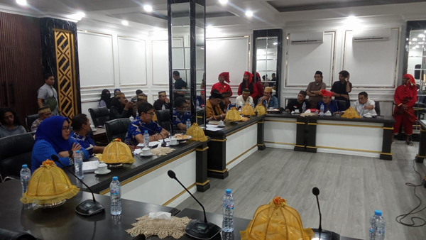 Saat Rapat Dengar Pendapat di DPRD Gowa Hasil RDP DPRD Gowa Mengarah ke Pencabutan Perda LAD Nomor 5 Tahun 2016