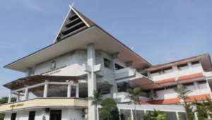 Proyek Kamar Mandi DPRD Kota Makassar Hingga Kini Belum Kelar