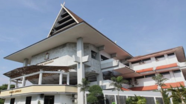 Proyek Kamar Mandi DPRD Kota Makassar Hingga Kini Belum Kelar